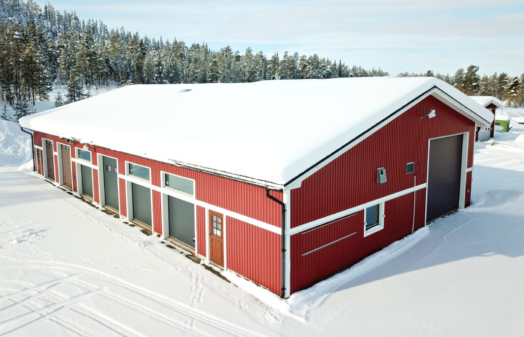SV8 building at IceMakers proving ground